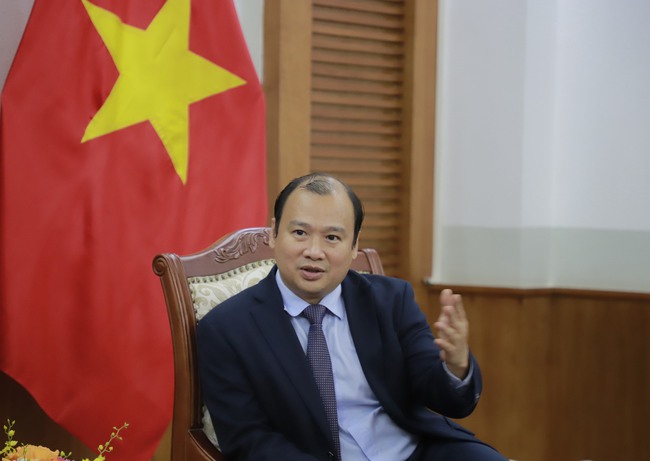 Thứ trưởng Thường trực Lê Hải Bình tiếp Phó Chủ tịch Hiệp hội Điện ảnh Hoa Kỳ James Cheatley - Ảnh 4. Thứ trưởng Thường trực Lê Hải Bình tiếp Phó Chủ tịch Hiệp hội Điện ảnh Hoa Kỳ James Cheatley - Ảnh 4.