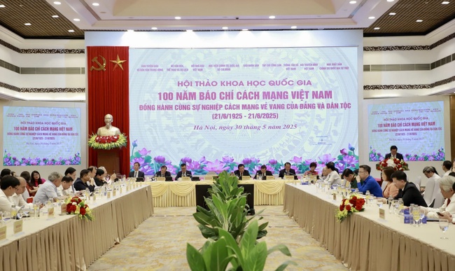 Tiếp tục xây dựng, củng cố, nâng tầm một thế hệ nhà báo tương lai bút sắc, lòng trong, tâm sáng - Ảnh 1. Tiếp tục xây dựng, củng cố, nâng tầm một thế hệ nhà báo tương lai bút sắc, lòng trong, tâm sáng - Ảnh 1.