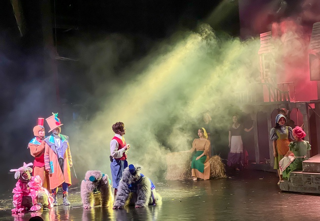 Nhạc kịch “Không gia đình”: Hành trình cảm xúc về tình yêu thương và nghị lực sống - Ảnh 1. Nhạc kịch “Không gia đình”: Hành trình cảm xúc về tình yêu thương và nghị lực sống - Ảnh 1.