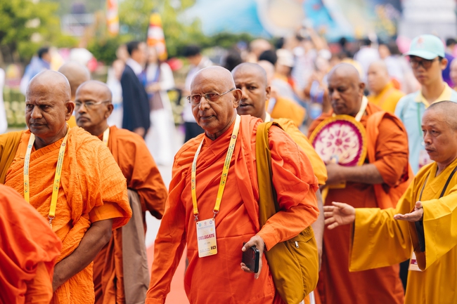 Chủ tịch nước Lương Cường dự khai mạc Đại lễ Vesak Liên Hợp quốc 2025 tại Việt Nam - Ảnh 3. Chủ tịch nước Lương Cường dự khai mạc Đại lễ Vesak Liên Hợp quốc 2025 tại Việt Nam - Ảnh 3.