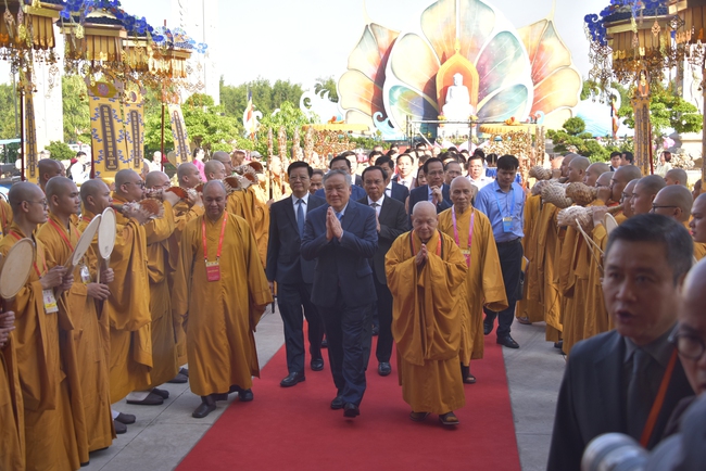 Bế mạc Đại lễ Phật đản Vesak Liêp Hợp quốc 2025 - Ảnh 1. Bế mạc Đại lễ Phật đản Vesak Liêp Hợp quốc 2025 - Ảnh 1.