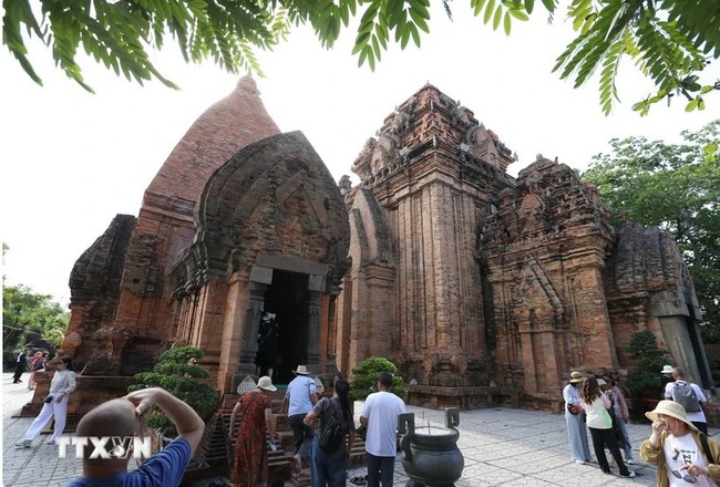 Khánh Hòa tổ chức Lễ hội Văn hóa-Du lịch biển thay cho Festival Biển 2025 - Ảnh 1. Khánh Hòa tổ chức Lễ hội Văn hóa-Du lịch biển thay cho Festival Biển 2025 - Ảnh 1.