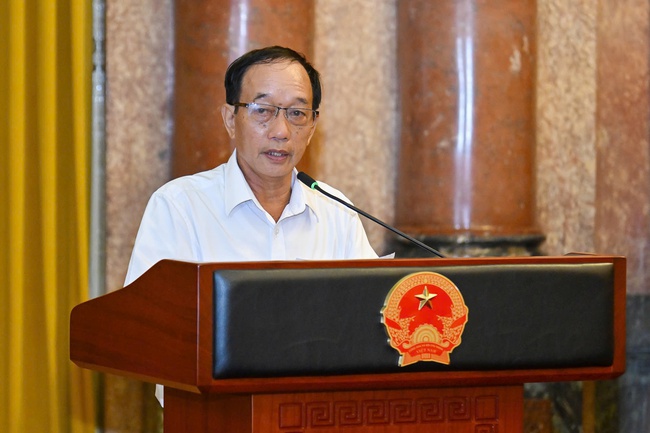 Chủ tịch nước gặp mặt các nghệ nhân làng nghề tiêu biểu toàn quốc - Ảnh 6. Chủ tịch nước gặp mặt các nghệ nhân làng nghề tiêu biểu toàn quốc - Ảnh 6.