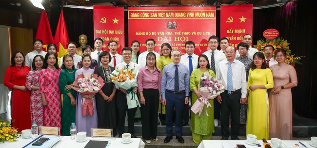 Trung tâm Chuyển đổi số Văn hóa, Thể thao và Du lịch tổ chức Đại hội Chi bộ nhiệm kỳ 2025-2030 - Ảnh 8. Trung tâm Chuyển đổi số Văn hóa, Thể thao và Du lịch tổ chức Đại hội Chi bộ nhiệm kỳ 2025-2030 - Ảnh 8.