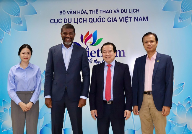 Benin mong muốn trao đổi, tìm hiểu kinh nghiệm phát triển du lịch của Việt Nam - Ảnh 5. Benin mong muốn trao đổi, tìm hiểu kinh nghiệm phát triển du lịch của Việt Nam - Ảnh 5.