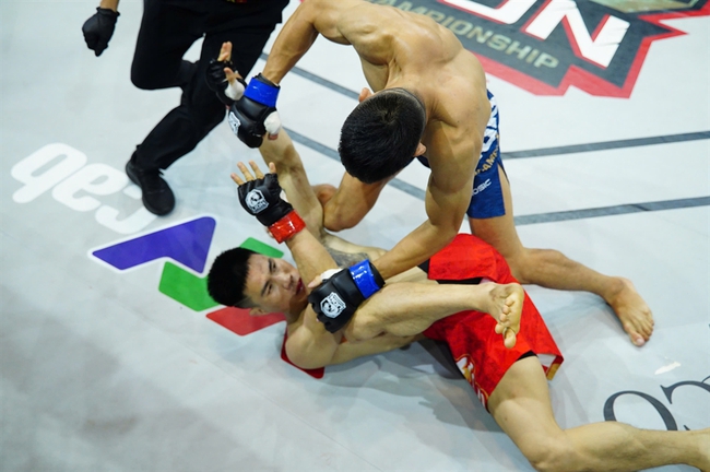 LION Championship 23: Đai vô địch đổi chủ - Ảnh 1. LION Championship 23: Đai vô địch đổi chủ - Ảnh 1.