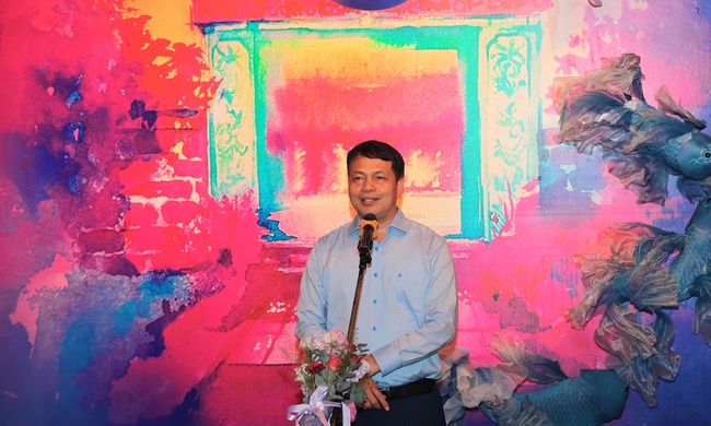 Hơn 70 tác phẩm hội họa cổ vũ sĩ tử mùa thi tại Văn Miếu - Quốc Tử Giám - Ảnh 1. Hơn 70 tác phẩm hội họa cổ vũ sĩ tử mùa thi tại Văn Miếu - Quốc Tử Giám - Ảnh 1.