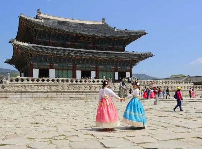 Điểm báo hoạt động ngành Văn hóa, Thể thao và Du lịch ngày 18/6/2025 - Ảnh 3. Điểm báo hoạt động ngành Văn hóa, Thể thao và Du lịch ngày 18/6/2025 - Ảnh 3.