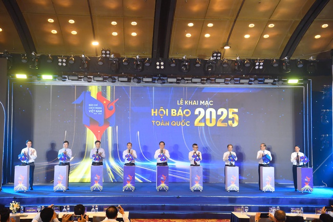 Hội Báo toàn quốc năm 2025: Tôn vinh những thành quả, đóng góp của những người làm báo cách mạng Việt Nam - Ảnh 4. Hội Báo toàn quốc năm 2025: Tôn vinh những thành quả, đóng góp của những người làm báo cách mạng Việt Nam - Ảnh 4.