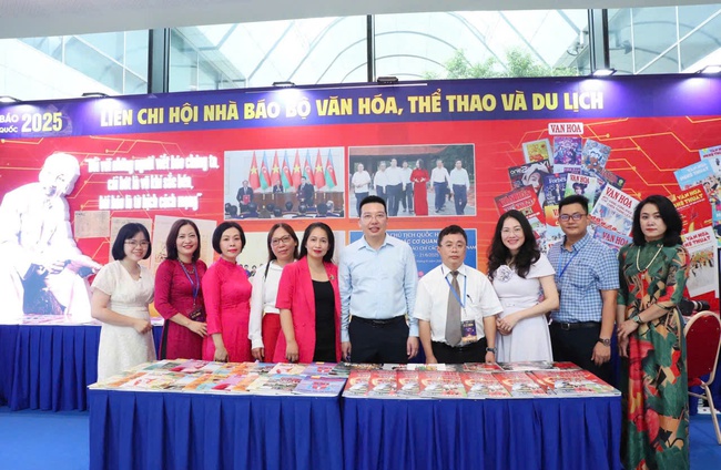 Hội Báo toàn quốc năm 2025: Tôn vinh những thành quả, đóng góp của những người làm báo cách mạng Việt Nam - Ảnh 7. Hội Báo toàn quốc năm 2025: Tôn vinh những thành quả, đóng góp của những người làm báo cách mạng Việt Nam - Ảnh 7.
