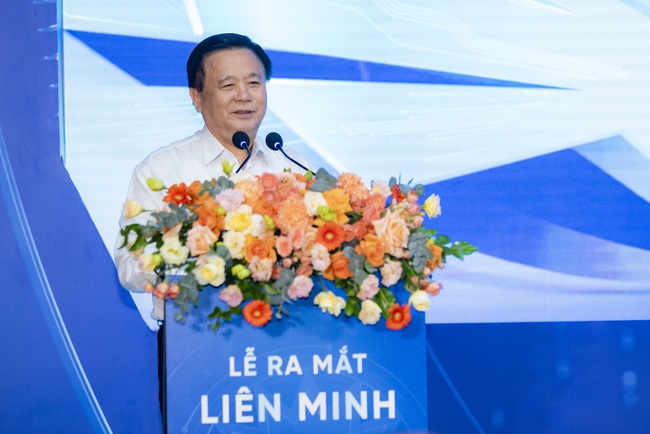 Liên minh AI Âu Lạc ra mắt: Hợp lực kiến tạo hệ sinh thái AI mang bản sắc Việt - Ảnh 1. Liên minh AI Âu Lạc ra mắt: Hợp lực kiến tạo hệ sinh thái AI mang bản sắc Việt - Ảnh 1.