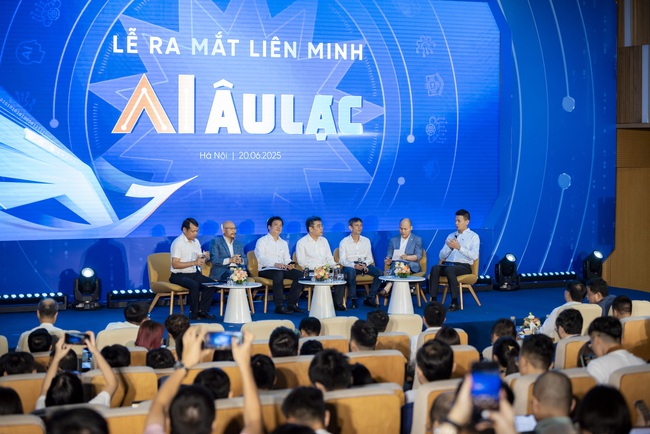 Liên minh AI Âu Lạc ra mắt: Hợp lực kiến tạo hệ sinh thái AI mang bản sắc Việt - Ảnh 4. Liên minh AI Âu Lạc ra mắt: Hợp lực kiến tạo hệ sinh thái AI mang bản sắc Việt - Ảnh 4.