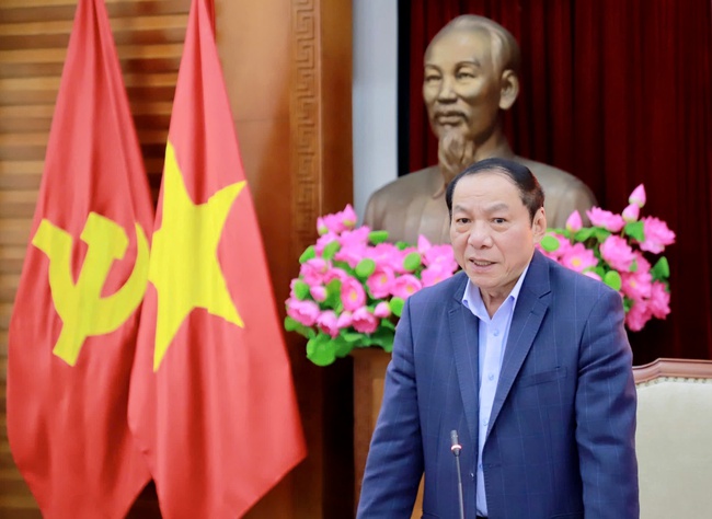 Đại hội Đảng bộ Bộ VHTTDL nhiệm kỳ 2025- 2030: Phát triển mạnh mẽ, toàn diện văn hóa, con người Việt Nam trong kỷ nguyên mới - Ảnh 3. Đại hội Đảng bộ Bộ VHTTDL nhiệm kỳ 2025- 2030: Phát triển mạnh mẽ, toàn diện văn hóa, con người Việt Nam trong kỷ nguyên mới - Ảnh 3.