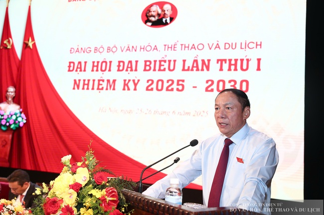 Long trọng tổ chức Đại hội đại biểu Đảng bộ Bộ Văn hóa, Thể thao và Du lịch lần thứ I, nhiệm kỳ 2025 – 2030 - Ảnh 4. Long trọng tổ chức Đại hội đại biểu Đảng bộ Bộ Văn hóa, Thể thao và Du lịch lần thứ I, nhiệm kỳ 2025 – 2030 - Ảnh 4.