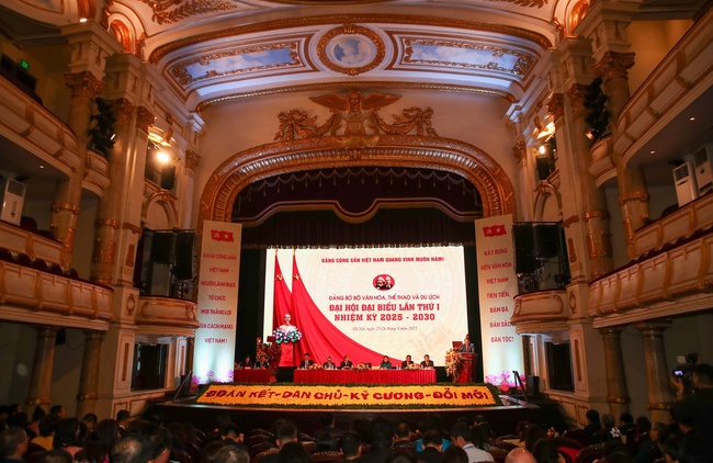 Đại hội đại biểu Đảng bộ Bộ Văn hóa, Thể thao và Du lịch lần thứ I, nhiệm kỳ 2025 - 2030 thành công rất tốt đẹp - Ảnh 3. Đại hội đại biểu Đảng bộ Bộ Văn hóa, Thể thao và Du lịch lần thứ I, nhiệm kỳ 2025 - 2030 thành công rất tốt đẹp - Ảnh 3.