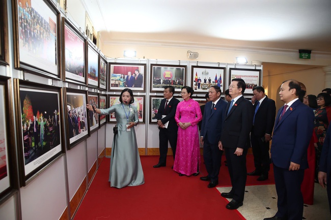 Khai mạc Đại hội đại biểu Đảng bộ Bộ Văn hóa, Thể thao và Du lịch lần thứ I, nhiệm kỳ 2025- 2030 - Ảnh 2. Khai mạc Đại hội đại biểu Đảng bộ Bộ Văn hóa, Thể thao và Du lịch lần thứ I, nhiệm kỳ 2025- 2030 - Ảnh 2.