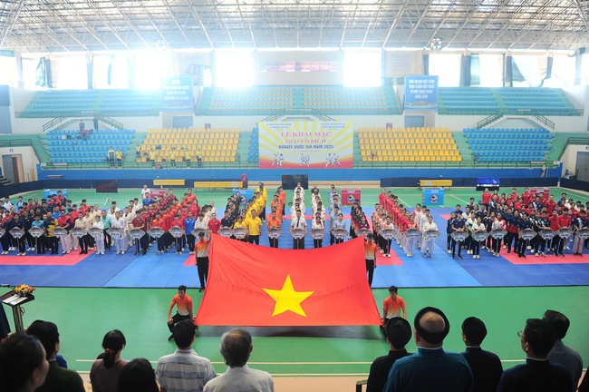 Khai mạc Giải Vô địch Karate quốc gia năm 2025 - Ảnh 1. Khai mạc Giải Vô địch Karate quốc gia năm 2025 - Ảnh 1.