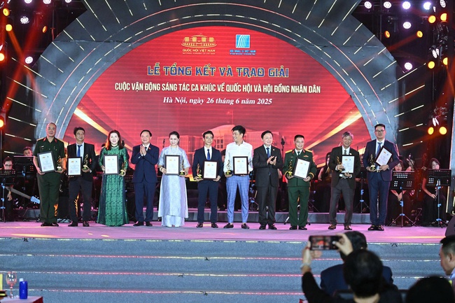 Tổng kết và trao giải Cuộc vận động sáng tác ca khúc về Quốc hội và Hội đồng nhân dân - Ảnh 7.