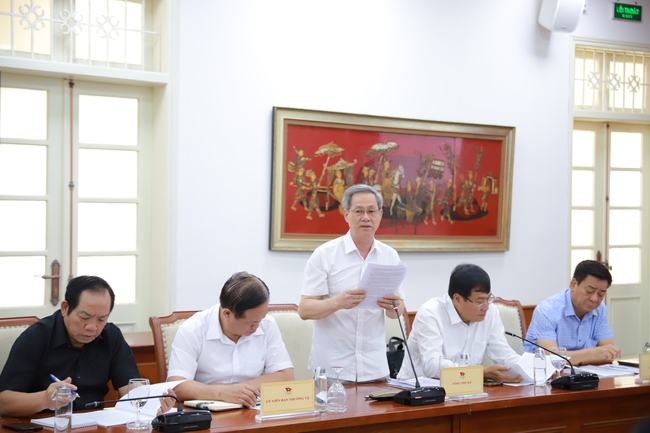 Bộ trưởng Nguyễn Văn Hùng: Nâng cao vai trò của Ủy ban Olympic Việt Nam, hoàn thành tốt nhiệm vụ 6 tháng cuối năm 2025 - Ảnh 5. Bộ trưởng Nguyễn Văn Hùng: Nâng cao vai trò của Ủy ban Olympic Việt Nam, hoàn thành tốt nhiệm vụ 6 tháng cuối năm 2025 - Ảnh 5.