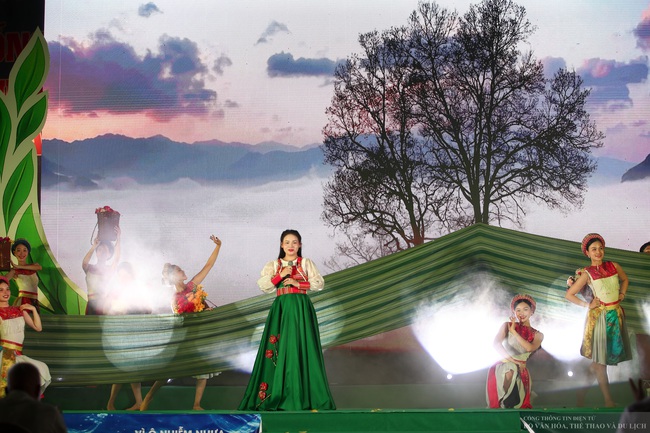“Việt Nam xanh mãi bốn mùa” - nghệ thuật lan tỏa thông điệp bảo vệ môi trường - Ảnh 9. “Việt Nam xanh mãi bốn mùa” - nghệ thuật lan tỏa thông điệp bảo vệ môi trường - Ảnh 9.