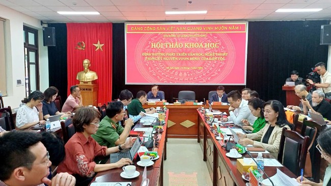 Định hướng phát triển văn học, nghệ thuật trong kỷ nguyên vươn mình của dân tộc - Ảnh 1. Định hướng phát triển văn học, nghệ thuật trong kỷ nguyên vươn mình của dân tộc - Ảnh 1.
