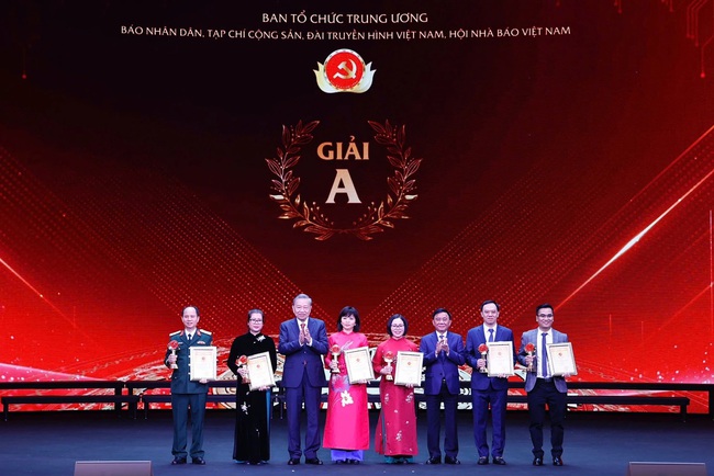 Hưởng ứng tham gia Giải báo chí toàn quốc về xây dựng Đảng (Giải Búa liềm vàng) lần thứ X - năm 2025 - Ảnh 1. Hưởng ứng tham gia Giải báo chí toàn quốc về xây dựng Đảng (Giải Búa liềm vàng) lần thứ X - năm 2025 - Ảnh 1.