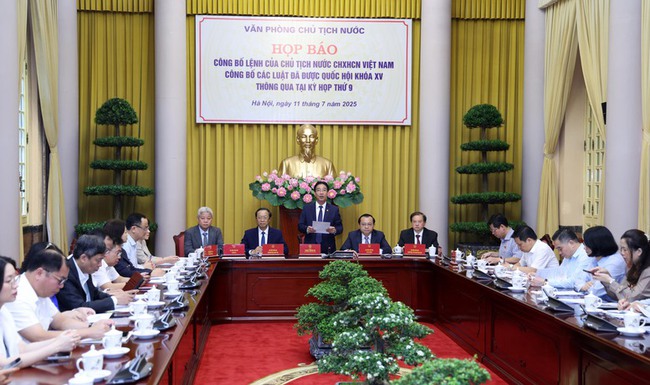 Luật sửa đổi, bổ sung một số điều của Luật Quảng cáo: Siết quảng cáo trên mạng, minh bạch hóa nội dung - Ảnh 1. Luật sửa đổi, bổ sung một số điều của Luật Quảng cáo: Siết quảng cáo trên mạng, minh bạch hóa nội dung - Ảnh 1.