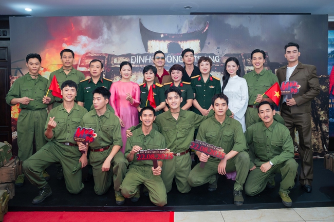 &quot;Mưa đỏ&quot; - Tái hiện câu chuyện lịch sử bằng ngôn ngữ điện ảnh - Ảnh 2.