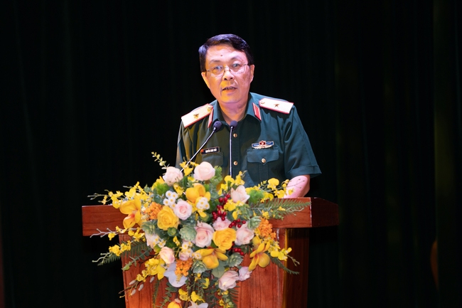 &quot;Mưa đỏ&quot; - Tái hiện câu chuyện lịch sử bằng ngôn ngữ điện ảnh - Ảnh 1.