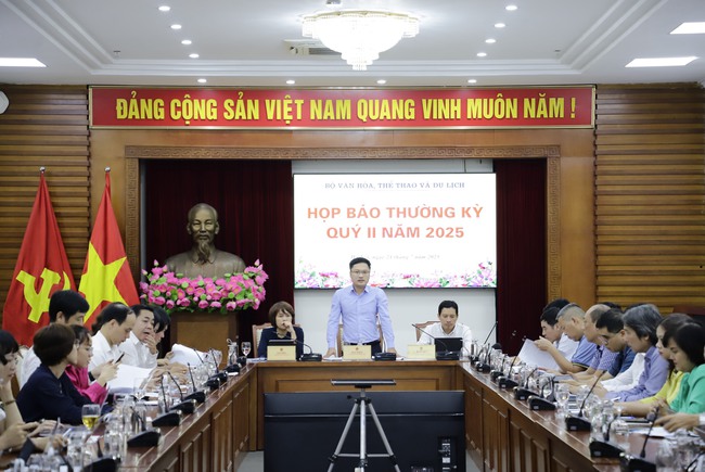 Lan tỏa giá trị văn hóa, nâng cao thể lực, tinh thần toàn dân và thúc đẩy du lịch trở thành ngành kinh tế mũi nhọn - Ảnh 1.