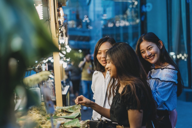 Du khách Việt mong muốn AI ưu tiên giới thiệu trải nghiệm mang lại ảnh hưởng tích cực - Ảnh 1.