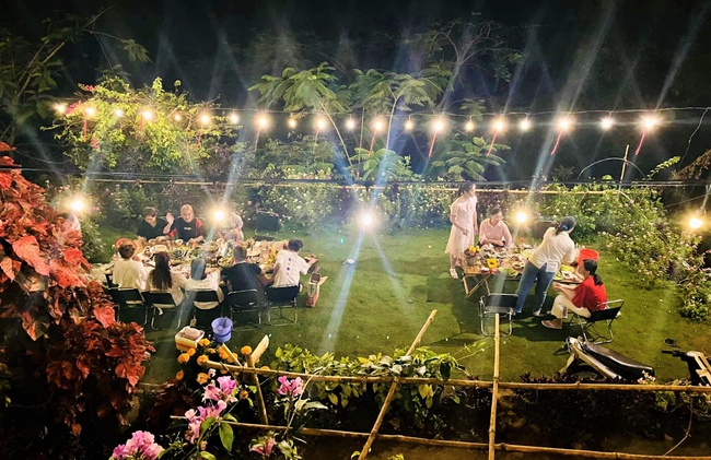 An Giang: Sản phẩm Du lịch đêm góp phần phát triển du lịch bền vững - Ảnh 1. An Giang: Sản phẩm Du lịch đêm góp phần phát triển du lịch bền vững - Ảnh 1.