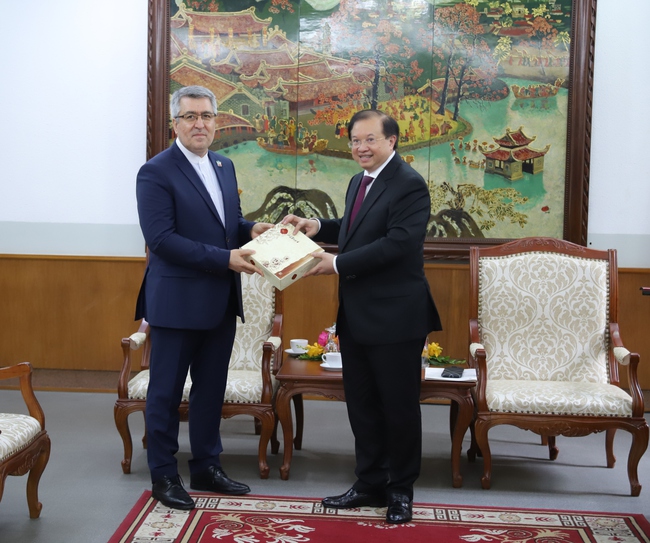 Thứ trưởng Tạ Quang Đông tiếp Đại sứ Iran tại Việt Nam - Ảnh 3. Thứ trưởng Tạ Quang Đông tiếp Đại sứ Iran tại Việt Nam - Ảnh 3.