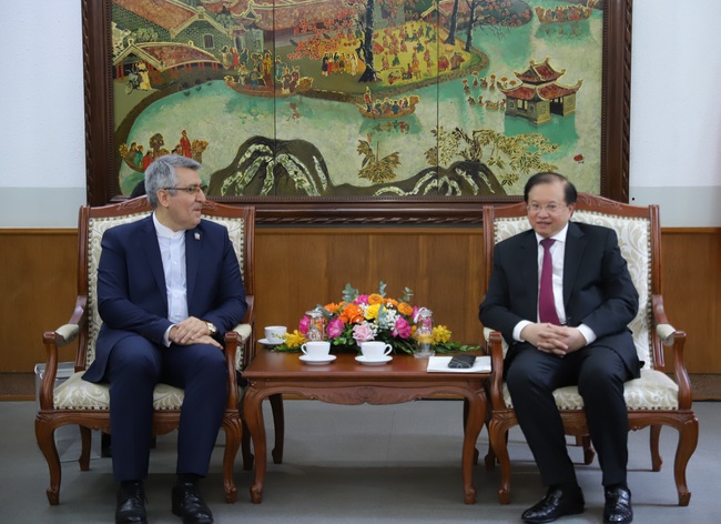 Thứ trưởng Tạ Quang Đông tiếp Đại sứ Iran tại Việt Nam - Ảnh 1. Thứ trưởng Tạ Quang Đông tiếp Đại sứ Iran tại Việt Nam - Ảnh 1.