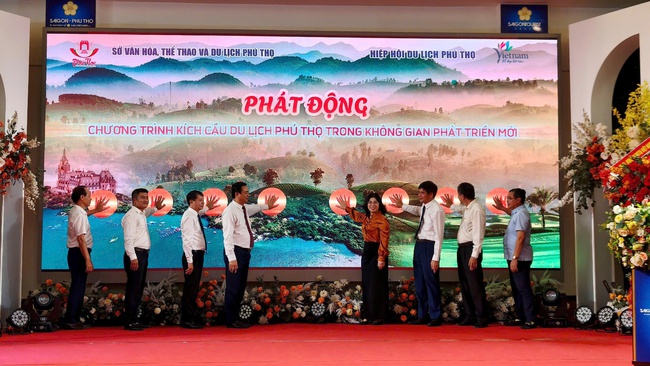 Phú Thọ phát động kích cầu Du lịch Phú Thọ trong không gian phát triển mới - Ảnh 1. Phú Thọ phát động kích cầu Du lịch Phú Thọ trong không gian phát triển mới - Ảnh 1.