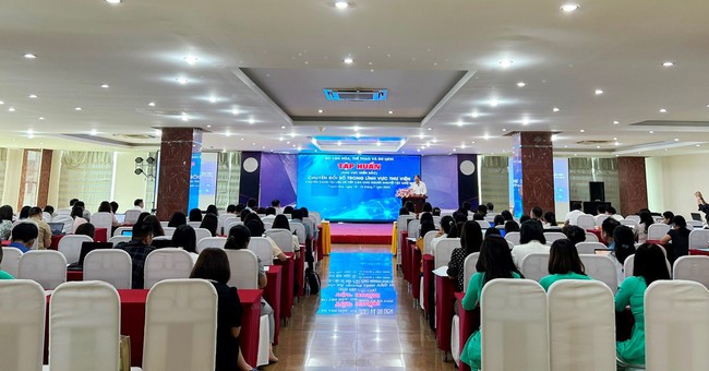 Sơ kết "Chương trình chuyển đổi số ngành thư viện đến năm 2025, định hướng đến năm 2030" - Ảnh 1. Sơ kết "Chương trình chuyển đổi số ngành thư viện đến năm 2025, định hướng đến năm 2030" - Ảnh 1.