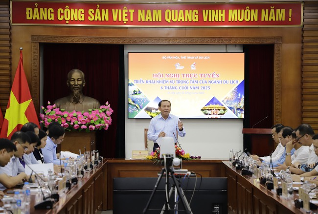 Bộ trưởng Nguyễn Văn Hùng: Sớm "Vẽ lại bản đồ du lịch Việt Nam", đưa du lịch trở thành ngành kinh tế truyền cảm hứng - Ảnh 1. Bộ trưởng Nguyễn Văn Hùng: Sớm "Vẽ lại bản đồ du lịch Việt Nam", đưa du lịch trở thành ngành kinh tế truyền cảm hứng - Ảnh 1.
