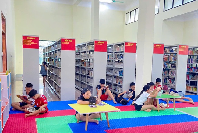Thư viện tỉnh Điện Biên: Tăng cường ứng dụng công nghệ thông tin và chuyển đổi số trong phát triển văn hóa đọc - Ảnh 1.