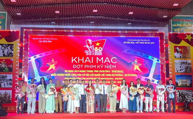 Khai mạc Đợt phim Kỷ niệm các ngày lễ lớn của đất nước - Ảnh 1.