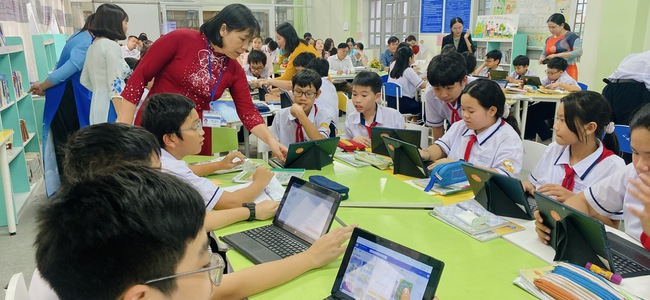 Thư viện số trường Phan Văn Trị - Đổi mới giáo dục trong thời đại số - Ảnh 1.