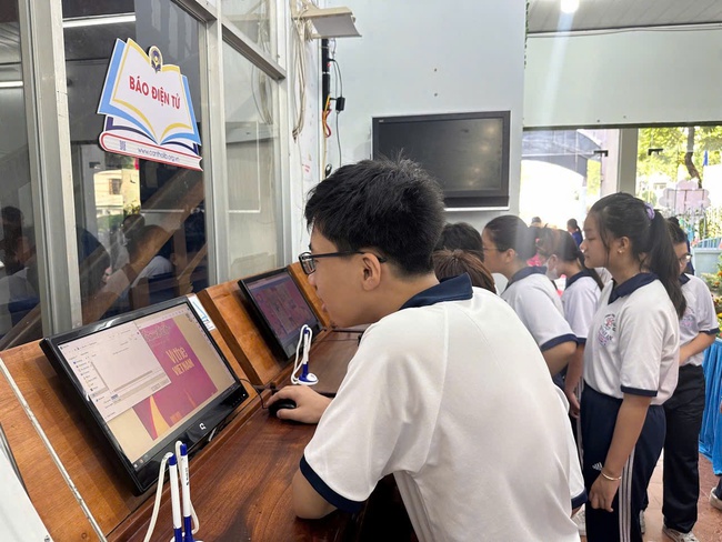 Tạo chuyển biến trong công tác chuyển đổi số tại Thư viện thành phố Cần Thơ - Ảnh 1.