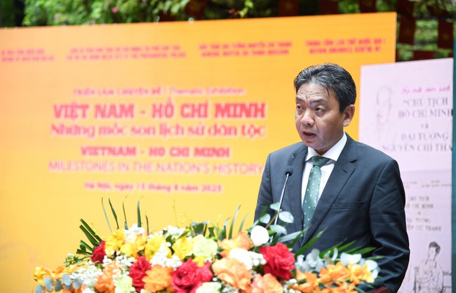 Khai mạc Chuỗi hoạt động kỷ niệm 80 năm Cách mạng Tháng Tám thành công và 80 năm Quốc khánh nước Cộng hòa xã hội chủ nghĩa Việt Nam - Ảnh 1.