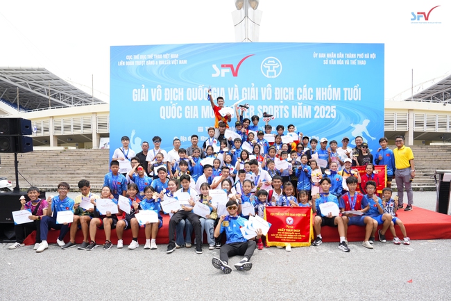 TP. HCM giành vị trí nhất toàn đoàn Giải vô địch quốc gia môn Roller Sports năm 2025 - Ảnh 1. TP. HCM giành vị trí nhất toàn đoàn Giải vô địch quốc gia môn Roller Sports năm 2025 - Ảnh 1.