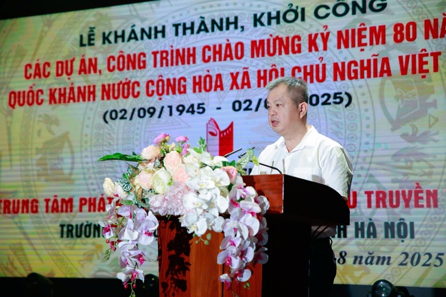 Khánh thành Trung tâm Phát triển Nghệ thuật sân khấu truyền thống của Trường Đại học Sân khấu - Điện ảnh Hà Nội - Ảnh 4. Khánh thành Trung tâm Phát triển Nghệ thuật sân khấu truyền thống của Trường Đại học Sân khấu - Điện ảnh Hà Nội - Ảnh 4.