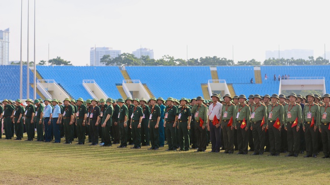 13 khối quần chúng, nghệ thuật hợp luyện chuẩn bị cho Lễ diễu binh, diễu hành Kỷ niệm 80 năm Quốc khánh - Ảnh 3.