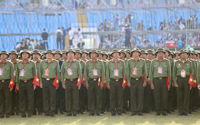 13 khối quần chúng, nghệ thuật hợp luyện chuẩn bị cho Lễ diễu binh, diễu hành Kỷ niệm 80 năm Quốc khánh - Ảnh 5.