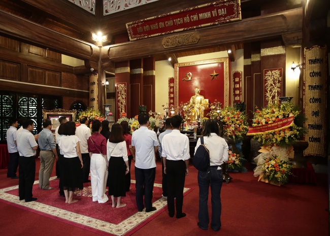 Bộ VHTTDL tổ chức Chương trình “Về nguồn” kỷ niệm 80 năm Ngày truyền thống ngành Văn hóa - Ảnh 4.