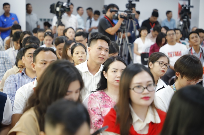Triển lãm thành tựu Đất nước: Sống lại những khoảnh khắc lịch sử, hiểu sâu hơn về giá trị của độc lập tự do, khát vọng và ý chí của Việt Nam - Ảnh 9.