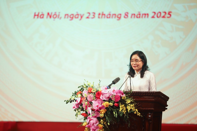 Chùm ảnh: Lễ kỷ niệm 80 năm Ngày truyền thống Ngành Văn hóa - Ảnh 9. Chùm ảnh: Lễ kỷ niệm 80 năm Ngày truyền thống Ngành Văn hóa - Ảnh 9.