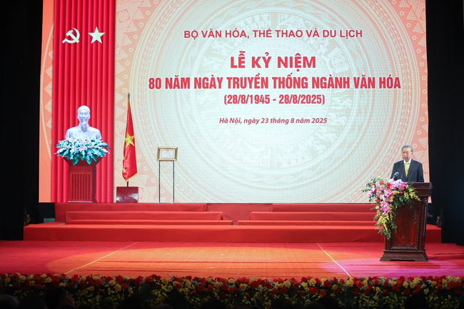 Chùm ảnh: Lễ kỷ niệm 80 năm Ngày truyền thống Ngành Văn hóa - Ảnh 18. Chùm ảnh: Lễ kỷ niệm 80 năm Ngày truyền thống Ngành Văn hóa - Ảnh 18.